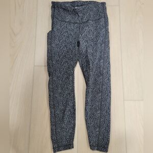 Athleta Black and Gray Ultimate Stash Textured 7/8 Tight Leggings SZ. S